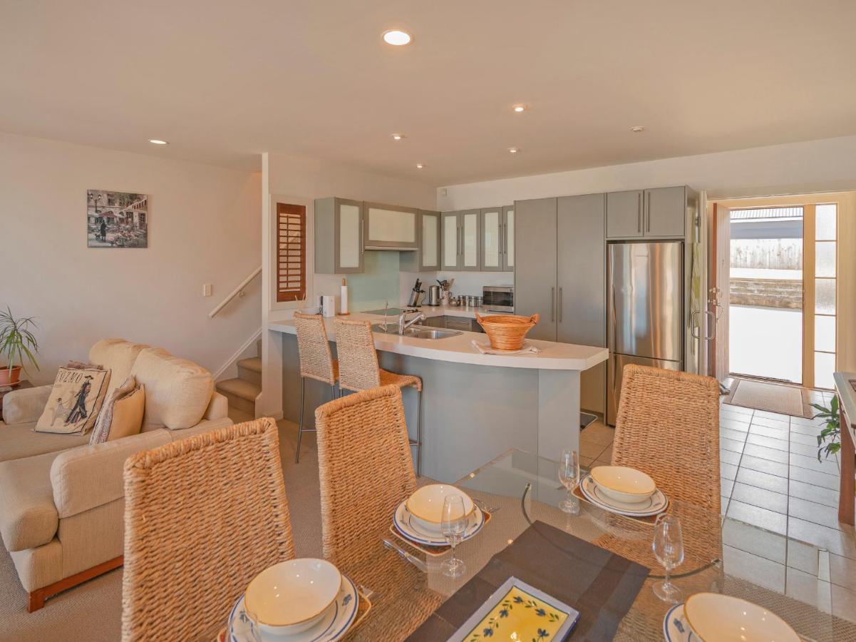 Tairua Waterfront Retreat - Tairua Apartment Luaran gambar